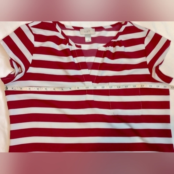 Loft Womens Top Sz M Red White Striped Beachy Summer V Neck Lightweight Office - Picture 3 of 10